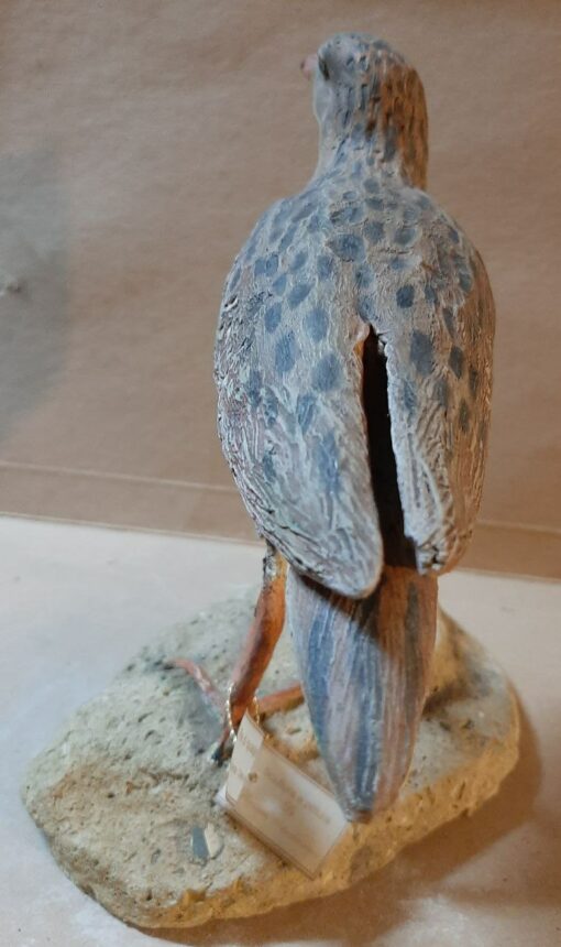 Re di quaglie in scultura di argilla - immagine 4