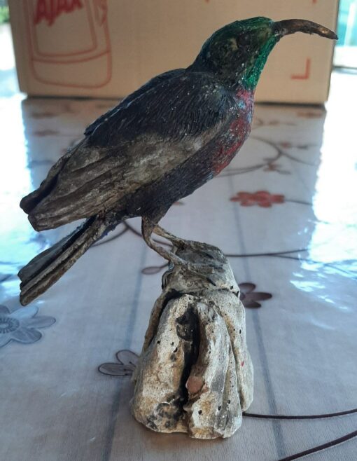 Colibrì dei caraibi Gola purpurea in scultura di argilla - immagine 2