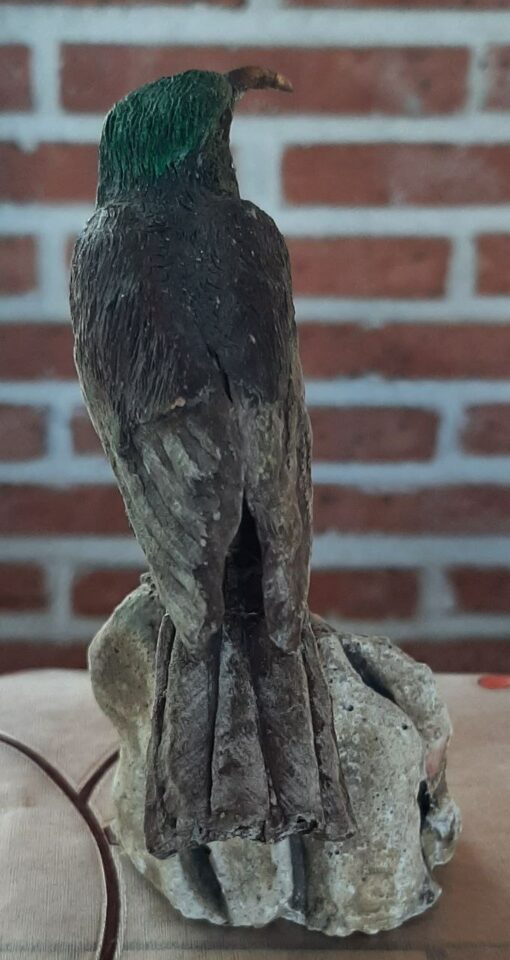 Colibrì dei caraibi Gola purpurea in scultura di argilla - immagine 4