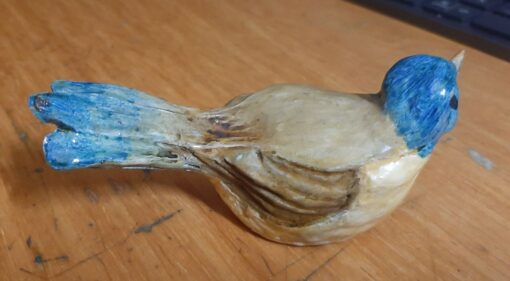 Uccellino fantasia scultura di argilla - immagine 2