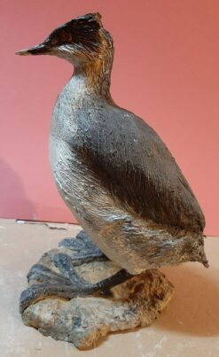 Svasso piccolo scultura in dimensioni naturali