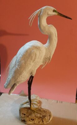 Garzetta in scultura di argilla e dimensioni naturali da collezione